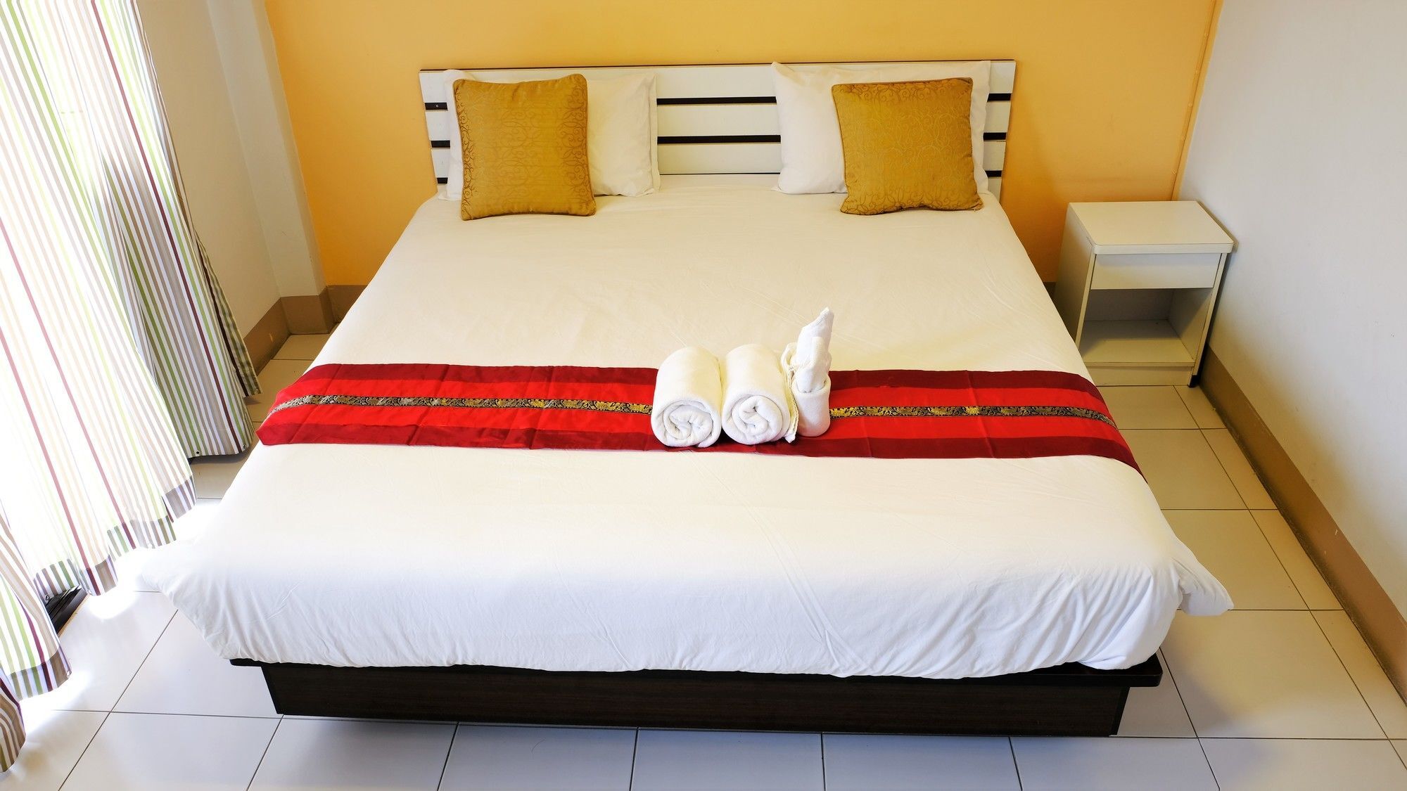 Rapeepong Hotel Nan Extérieur photo